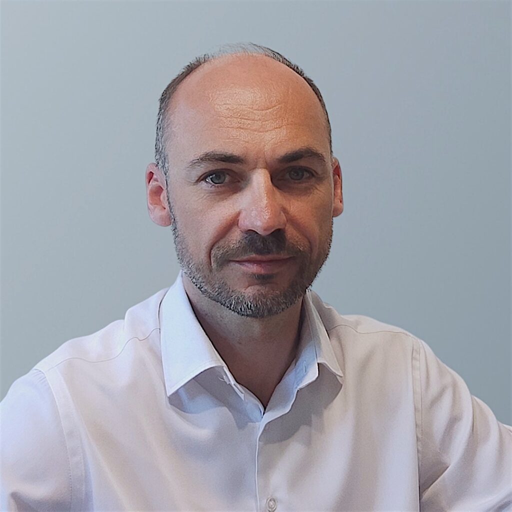 Rafał Pasterczyk (RP CONSULTING) - kontakt: marketing B2B, eksport, dotacje, granty, biznes, sprzedaż B2B